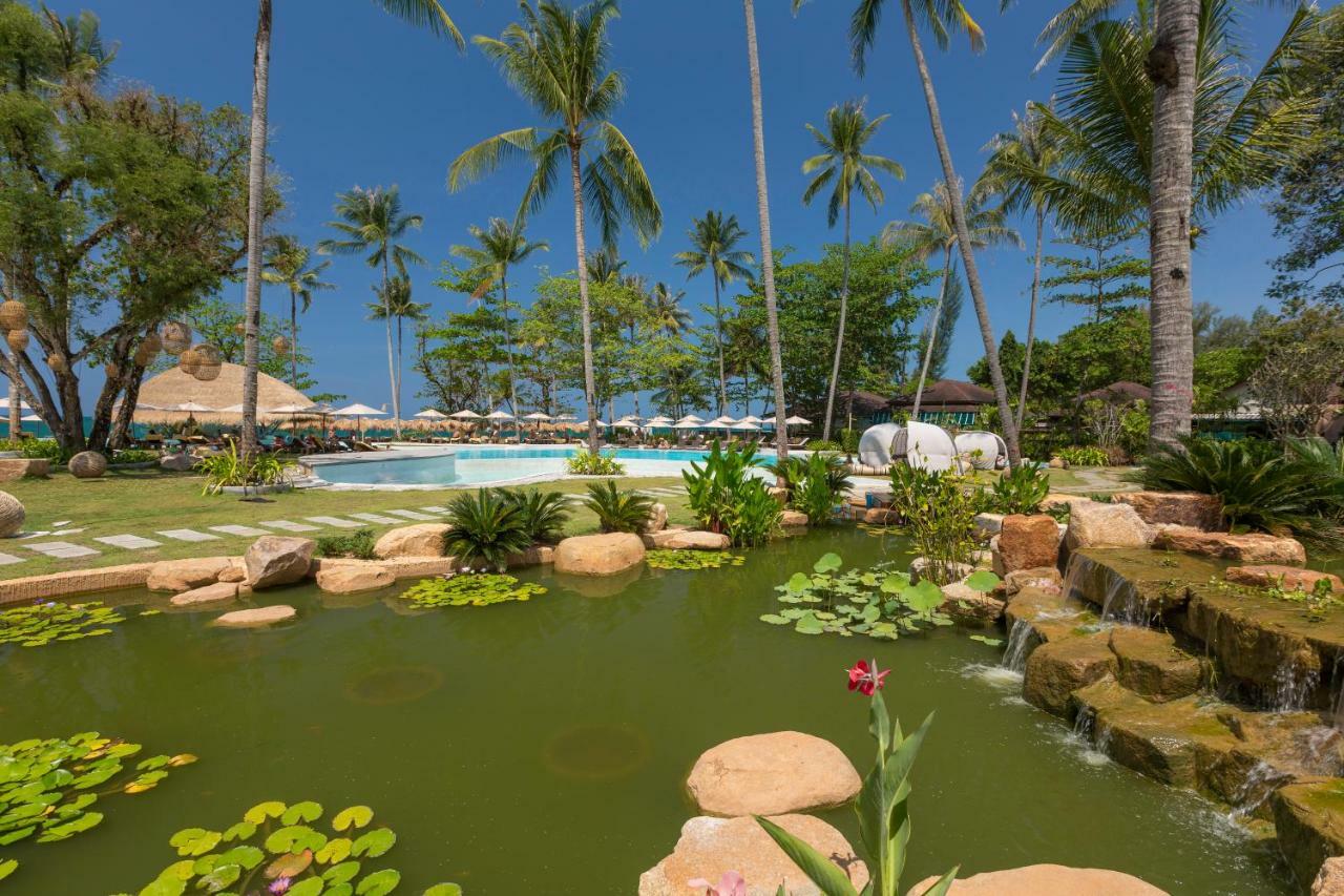 منتجع وسبا عدن بيتش خاو لاك المظهر الخارجي الصورة The resort's swimming pool